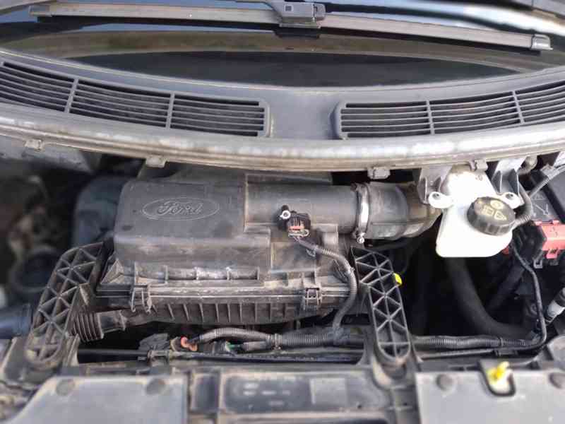 FORD TRANSIT CUSTOM 2.2 TDCI  1.MAJITEL,92kW - foto 38