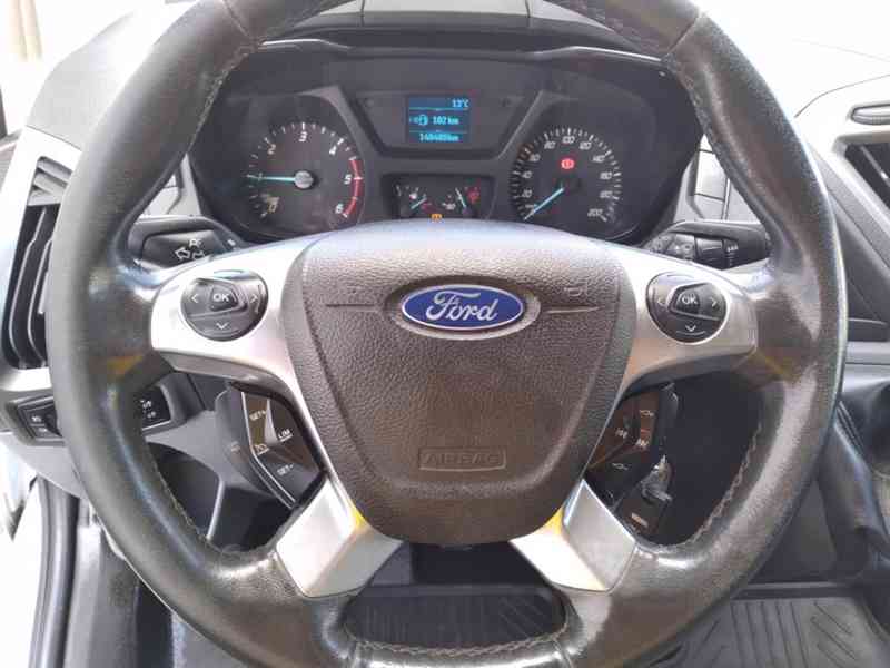 FORD TRANSIT CUSTOM 2.2 TDCI  1.MAJITEL,92kW - foto 22