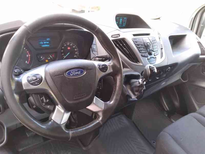 FORD TRANSIT CUSTOM 2.2 TDCI  1.MAJITEL,92kW - foto 26