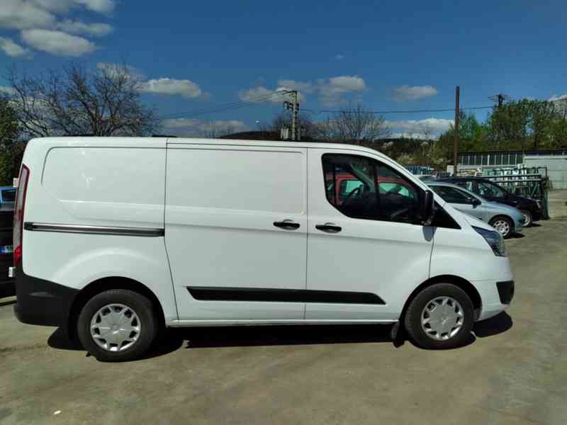 FORD TRANSIT CUSTOM 2.2 TDCI  1.MAJITEL,92kW - foto 5
