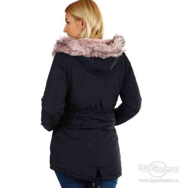 Parka s plyšovou podšivkou a kožíškem - foto 3