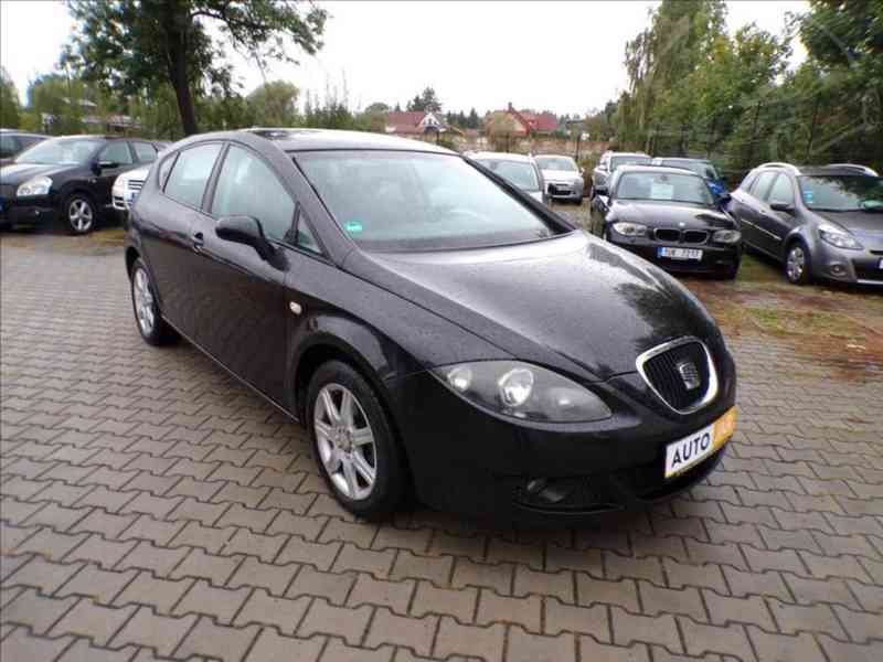 Seat Leon 2,0 FSI 110 kW ,KLIMATIZACE-HNED ODJÍŽDÍTE - foto 1