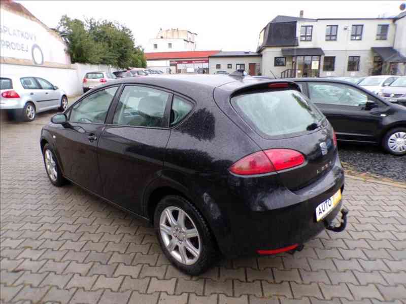 Seat Leon 2,0 FSI 110 kW ,KLIMATIZACE-HNED ODJÍŽDÍTE - foto 3