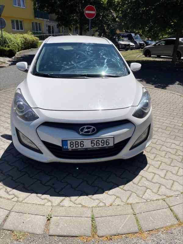 Hyundai i30 1,6 Prodej - foto 14