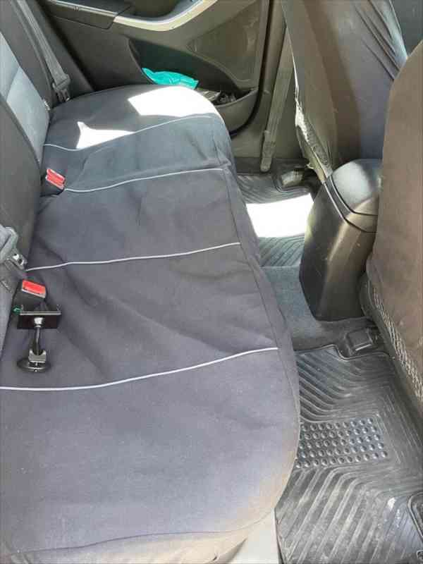 Hyundai i30 1,6 Prodej - foto 9