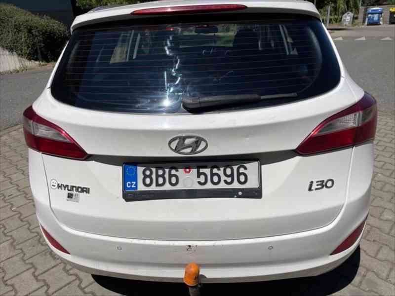 Hyundai i30 1,6 Prodej - foto 8