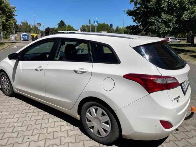 Hyundai i30 1,6 Prodej - foto 10