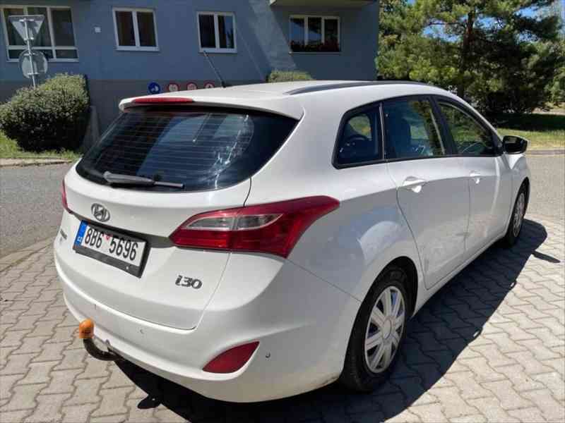 Hyundai i30 1,6 Prodej - foto 12