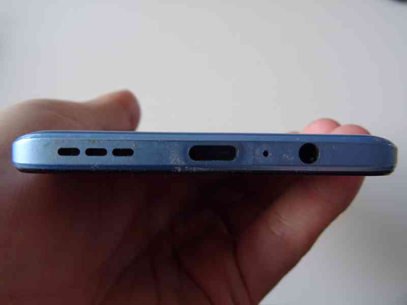 Mobilní telefon Motorola Moto G72 128GB - foto 3