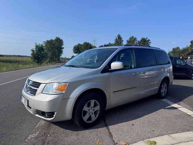 Chrysler Dodge Grand Caravan 3,8 SXT RT LPG 2012 - foto 2