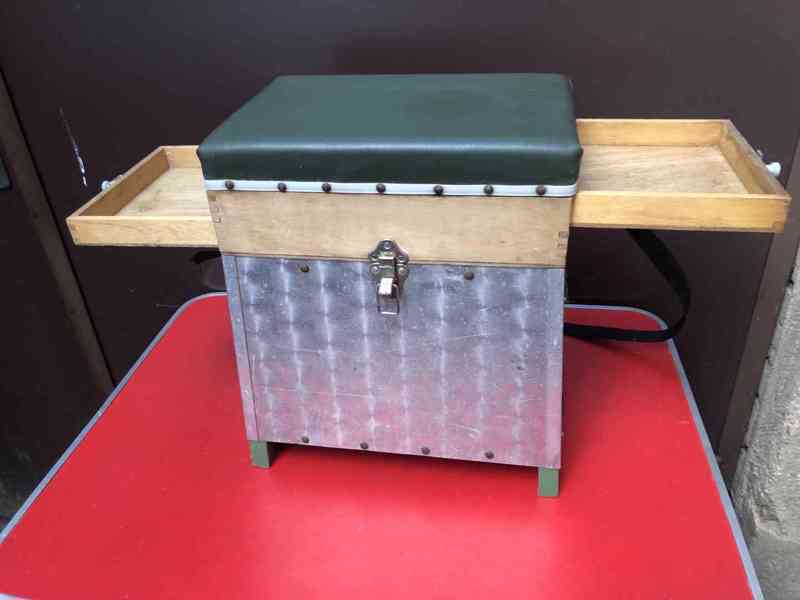 BOX na sednutí  Kvalitní  kufr na drobnosti, nástrahy  - foto 4