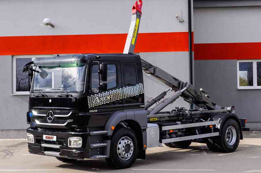 MERCEDES AXOR 1829 / 18T HÁKOVÝ NOSIČ KONTEJNERŮ EU5 - foto 73