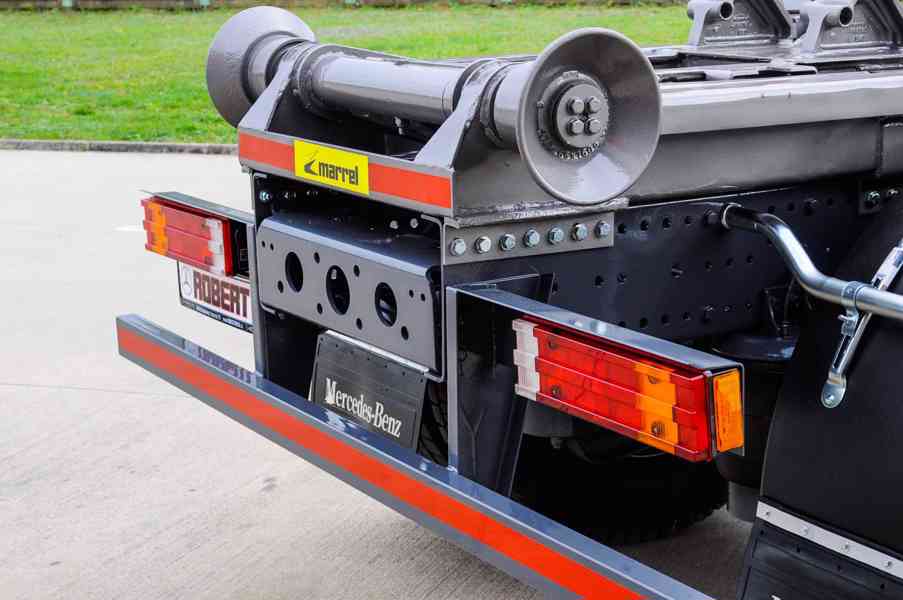 MERCEDES AXOR 1829 / 18T HÁKOVÝ NOSIČ KONTEJNERŮ EU5 - foto 18
