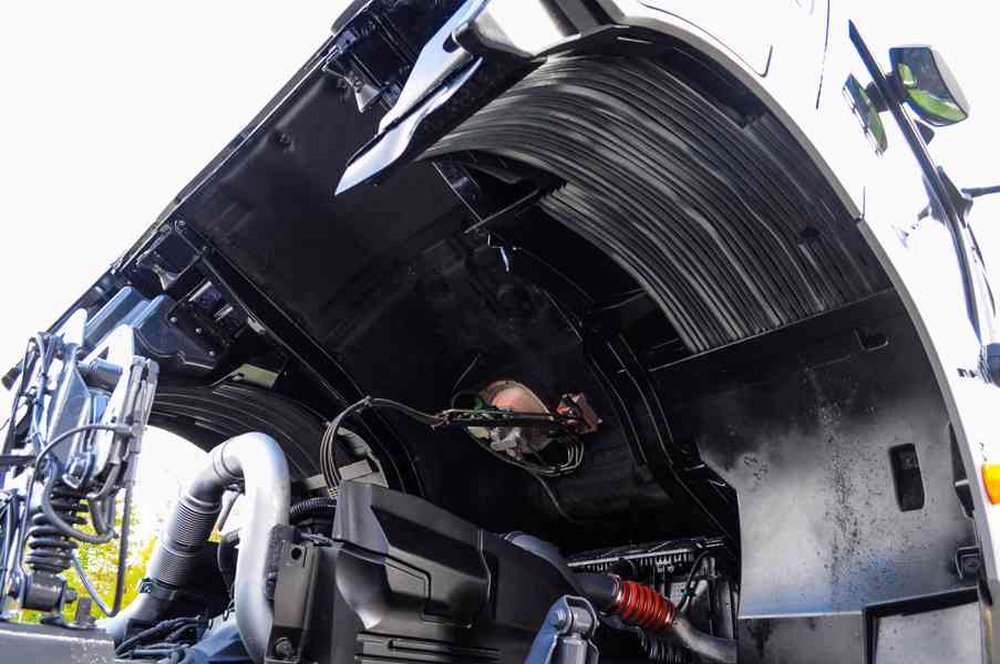 MERCEDES AXOR 1829 / 18T HÁKOVÝ NOSIČ KONTEJNERŮ EU5 - foto 98