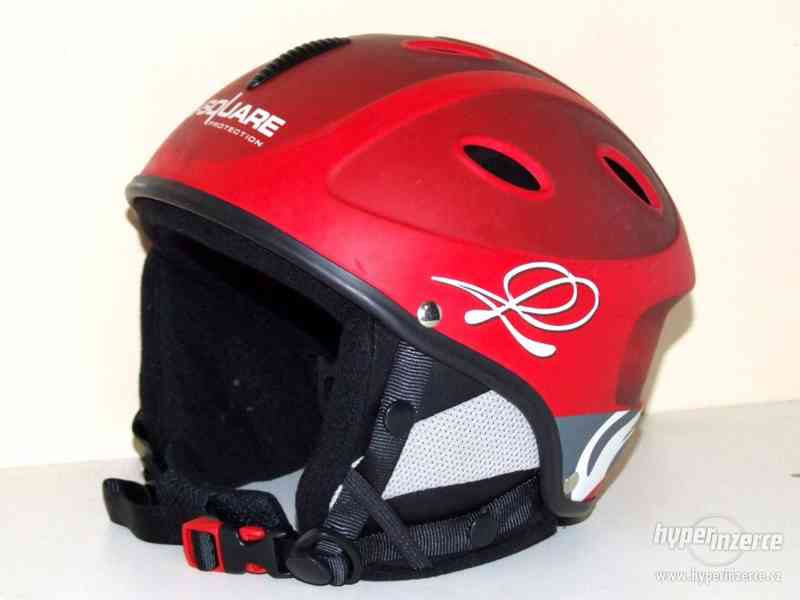 Lyžařská helma XS přilba na Snowboard B-Square vel. 49-53cm - foto 1