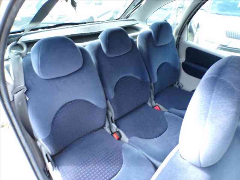 Citroën Xsara 2,0 i AUTOMAT,TAŽ.ZAŘ. - foto 11