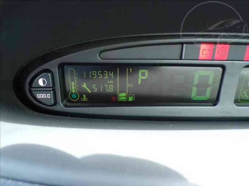 Citroën Xsara 2,0 i AUTOMAT,TAŽ.ZAŘ. - foto 6