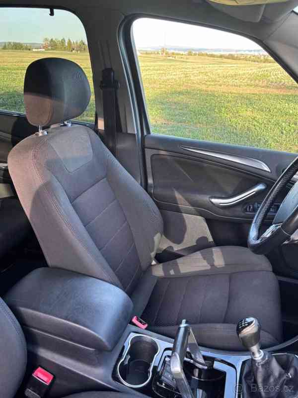 Ford S-MAX 2,0   TDCi 103 kW Titanium – 5 míst - foto 12