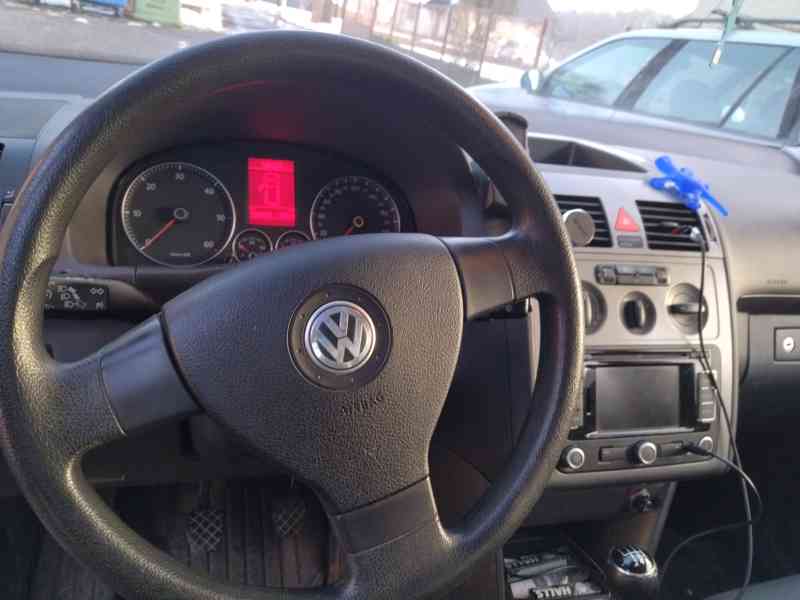 VW Touran - foto 5