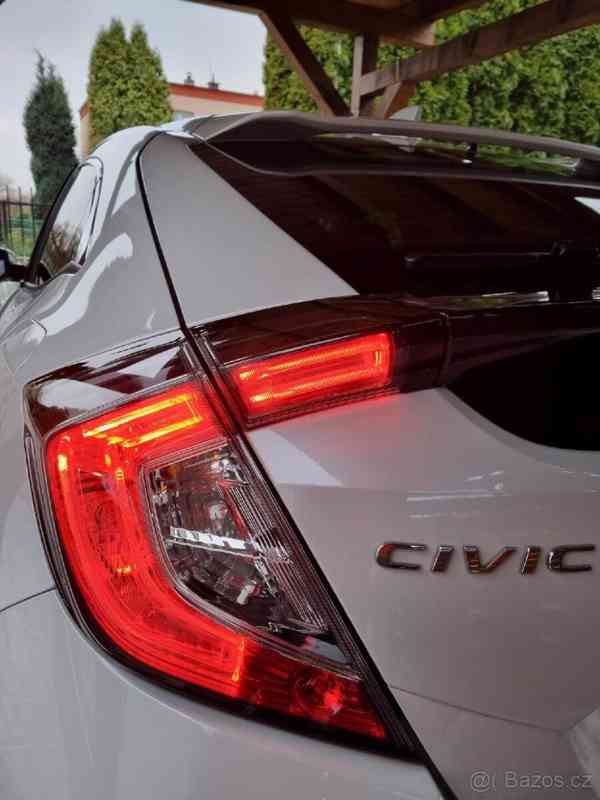 Honda Civic 1,0   civic 5D 1,0 VTEC Turbo - foto 6