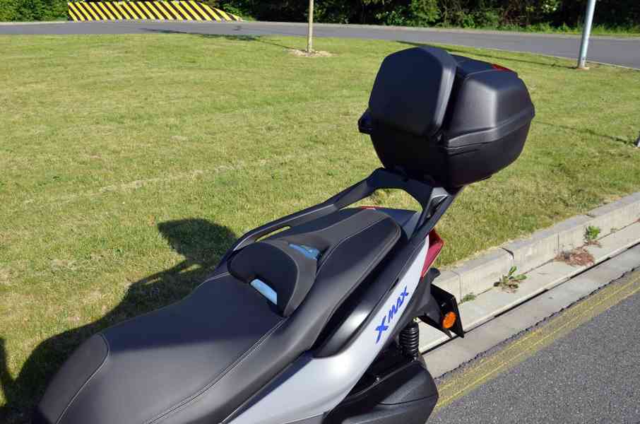 Yamaha X-MAX 300, původ ČR, najeto 3,4 tkm, rok 21  - foto 10