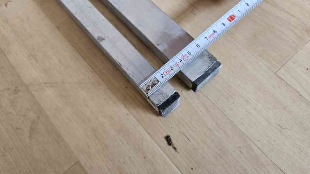 Hliníkový obdelníkový profil 3x2x190cm celkem 2 kusy - foto 3