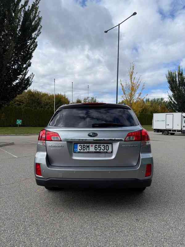 Subaru Outback 2,5   i MANUAL 4x4 Původ ČR - foto 11