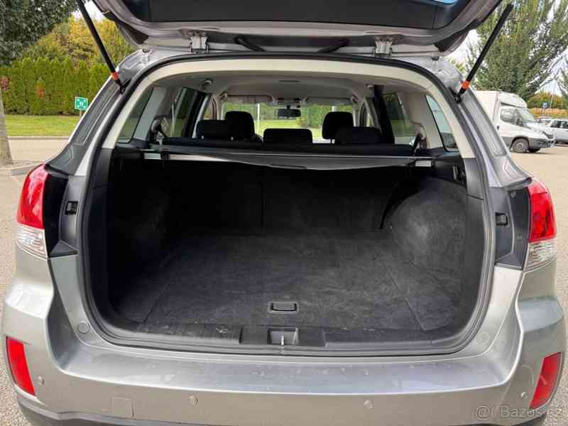 Subaru Outback 2,5   i MANUAL 4x4 Původ ČR - foto 12