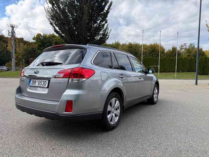 Subaru Outback 2,5   i MANUAL 4x4 Původ ČR - foto 9
