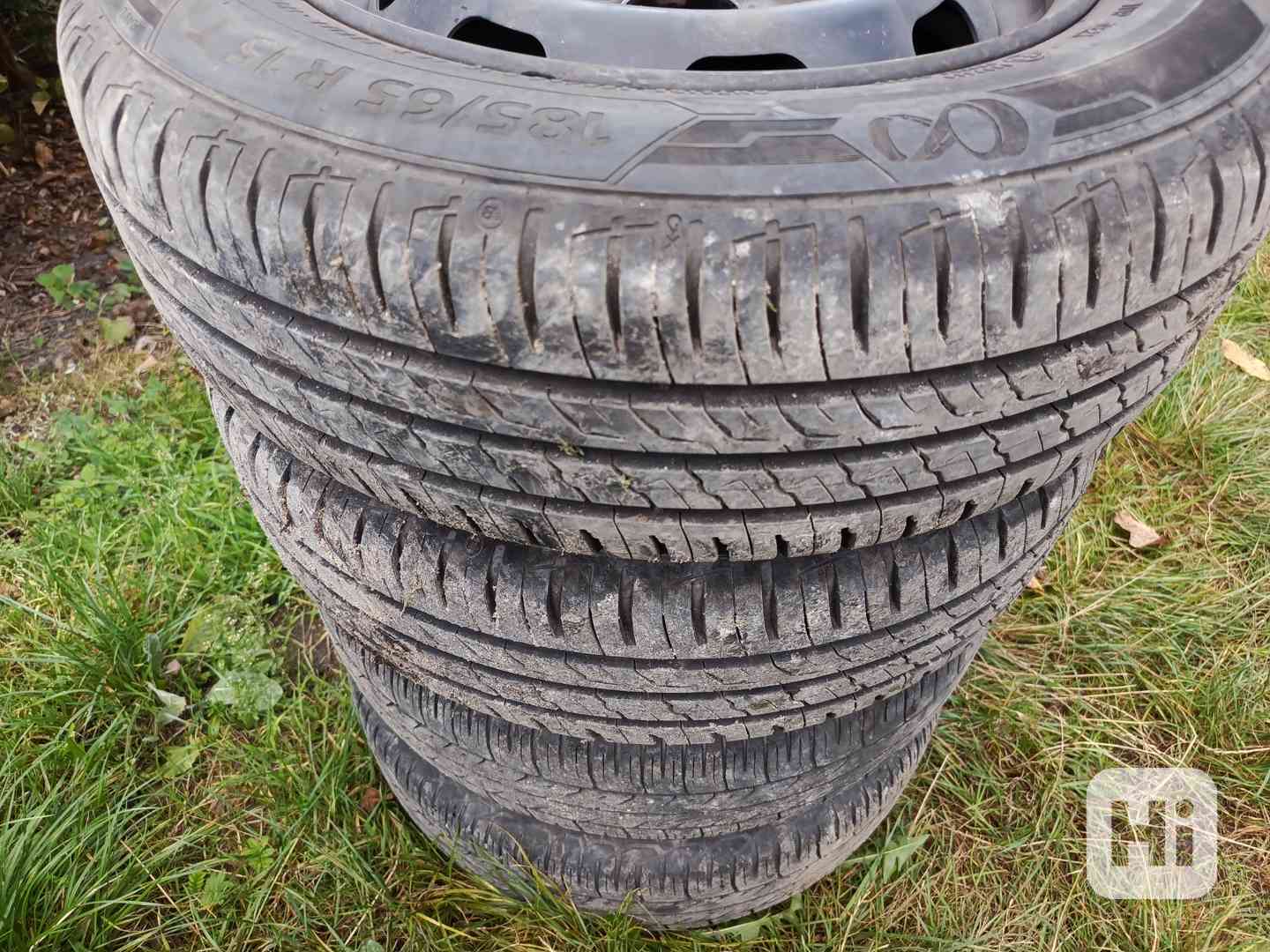 Prodám letní kola 185/65R15 na Peugeot 207 - foto 1