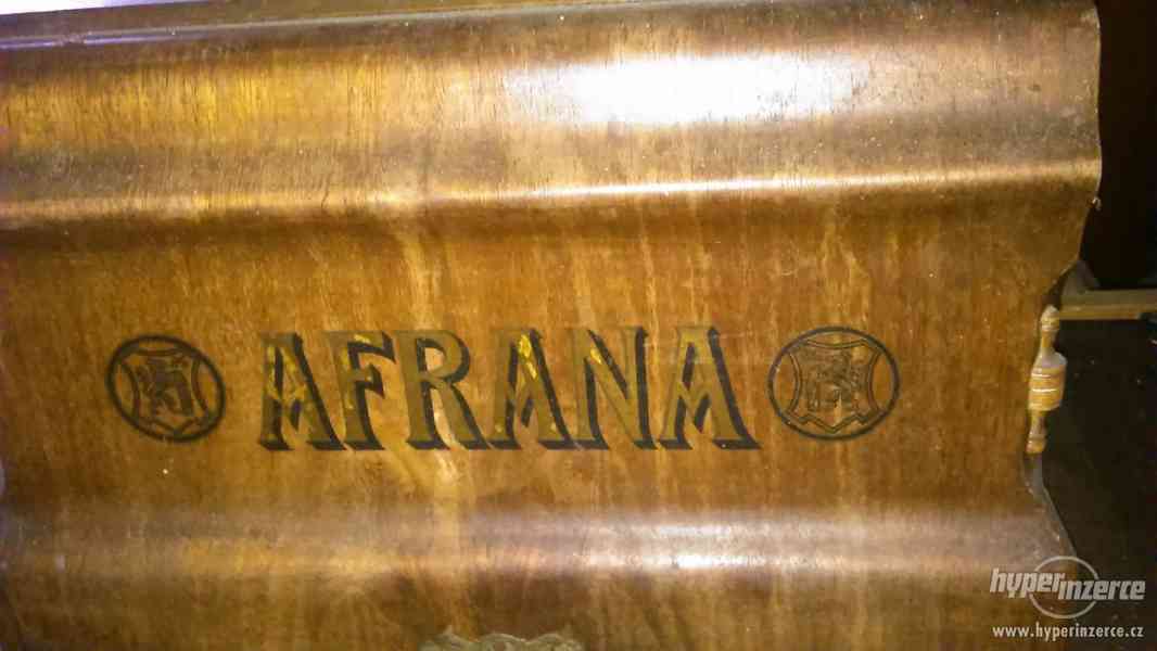 Šicí stroj Afrana - foto 1