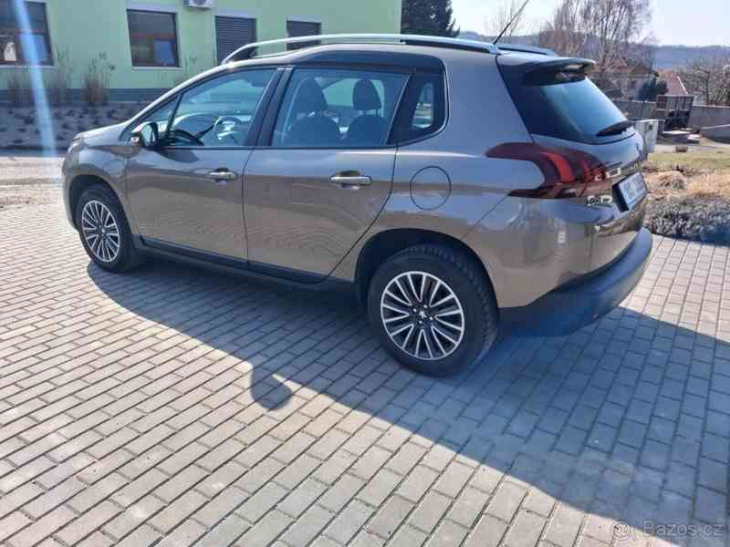 Peugeot 2008 1,2 - foto 15