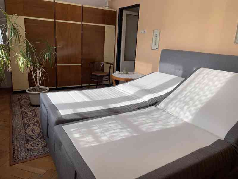 Polohovací postel boxspring - foto 3