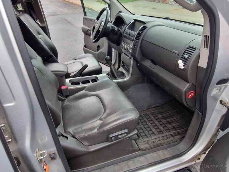 Nissan Pathfinder 2,5   Nissan Pathfinder DCi, 126kW - foto 19