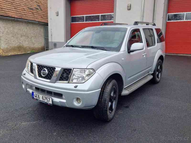 Nissan Pathfinder 2,5   Nissan Pathfinder DCi, 126kW - foto 5