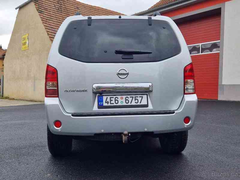 Nissan Pathfinder 2,5   Nissan Pathfinder DCi, 126kW - foto 11