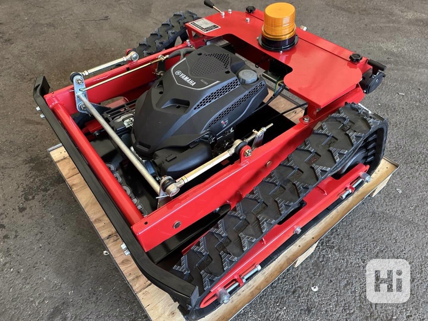 Sekačka na dálkové ovládání, motor Yamaha - foto 1