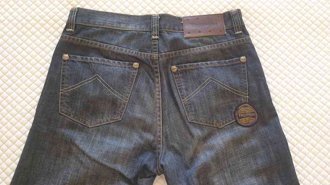 Triumph Jeans  - foto 2