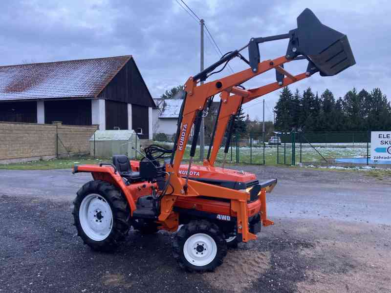 Malotraktor Kubota - foto 7