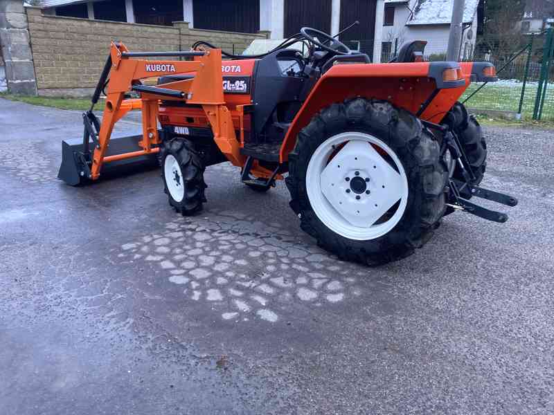 Malotraktor Kubota - foto 3