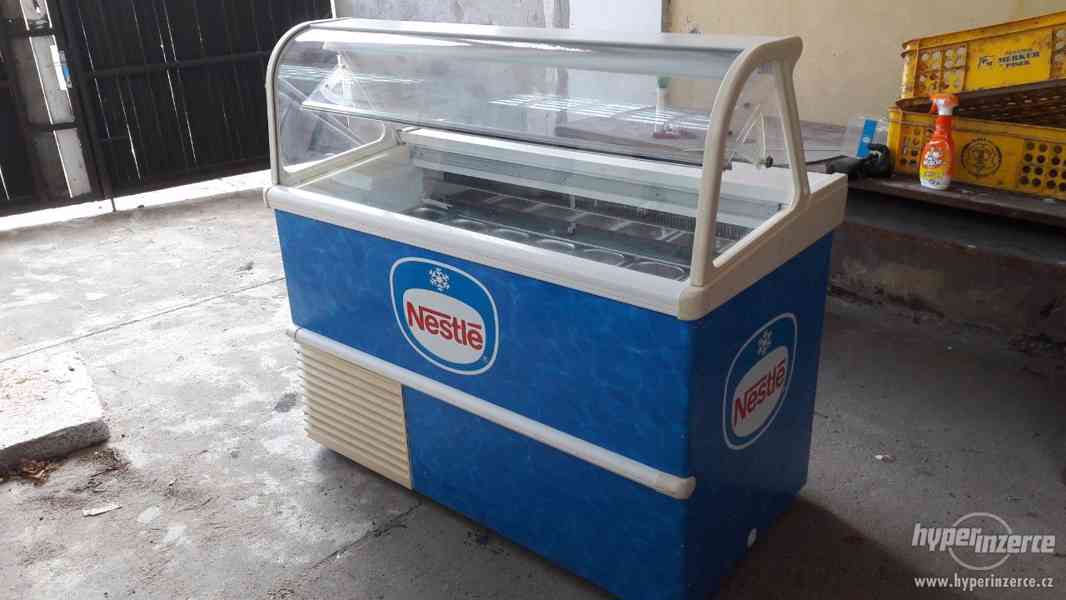 Výdejní pult -  mrazák na zmrzlinu - foto 1
