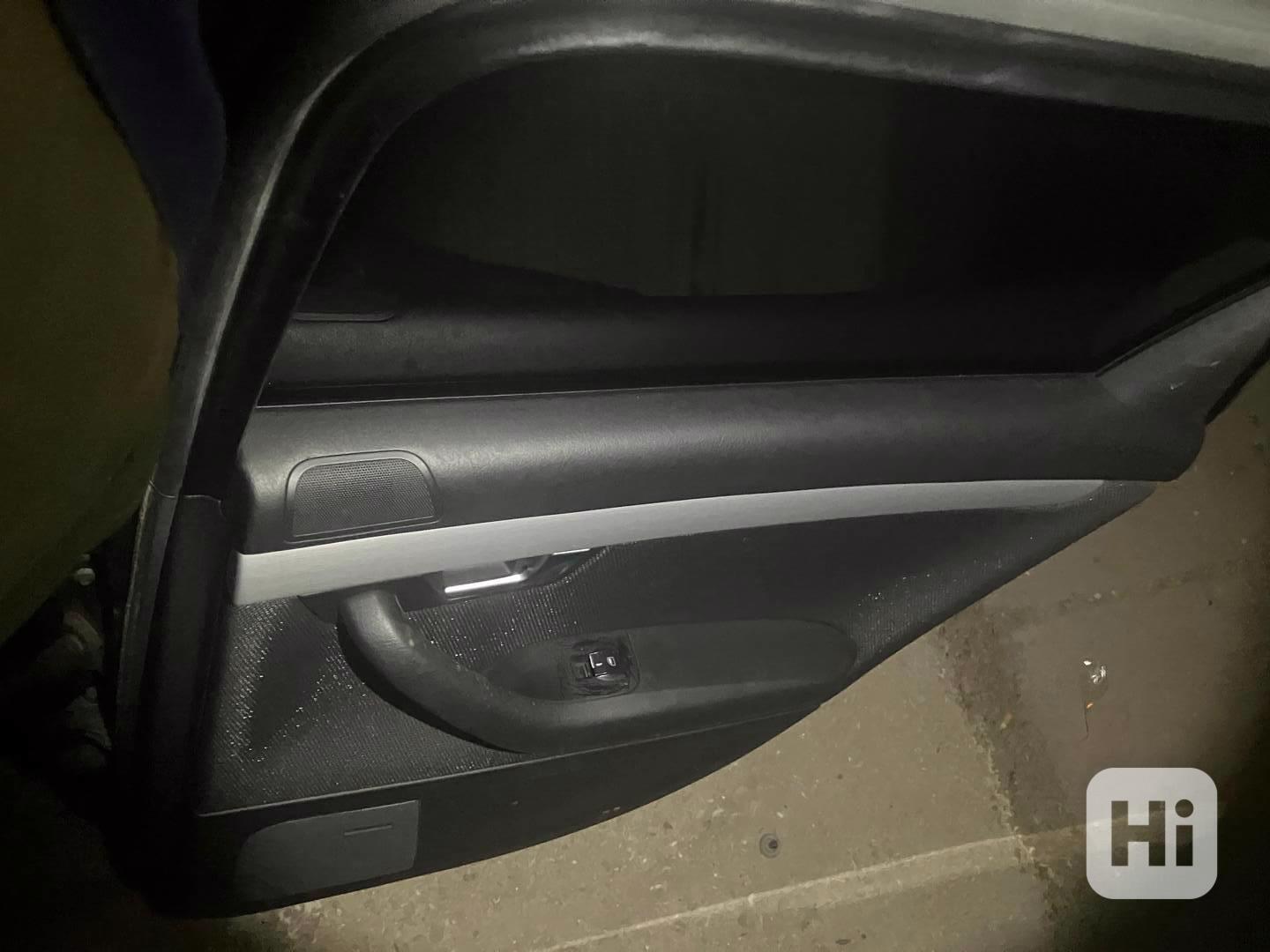 Audi A4 Avant B6 4X DVERE CERNE KOMPLETNI  - foto 1