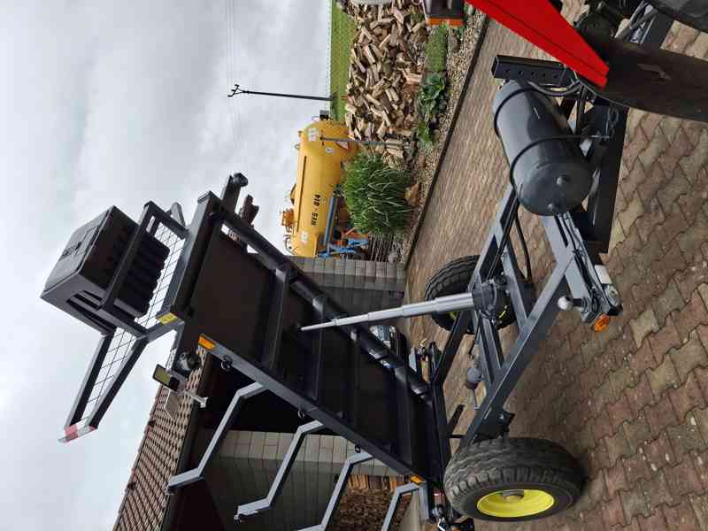 Přívěs za traktor - foto 4