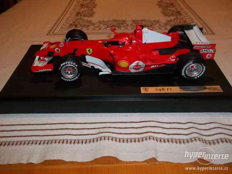 Ferrari 1:18,Schumacher, F 248 - foto 1