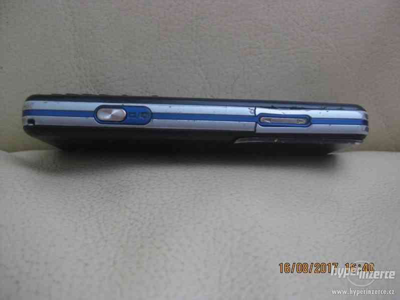 SonyEricsson T105 - funkční mobilní telefony - foto 9