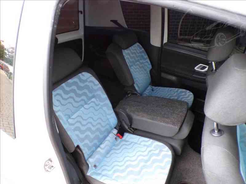 Škoda Roomster 1,4 TDI STYLE - foto 12