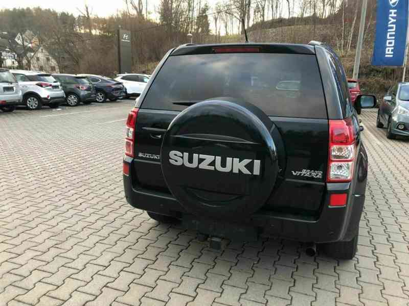 Suzuki Grand Vitara 2,4i benzín 124kw - foto 6