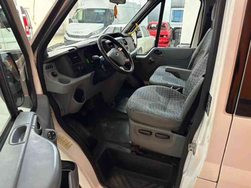 Ford Transit 9 míst	 - foto 5
