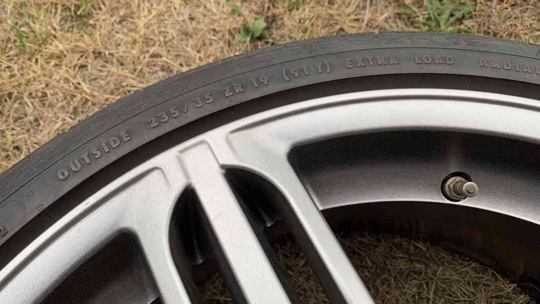 Škoda Kodiag / letní sada R19 / Superb/5x112/ 235/35R19 - foto 9