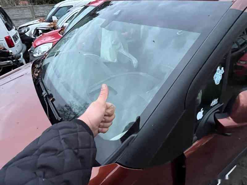 Citroen Berlingo xl 1.5hdi 96kw rok 2021 km 135tis - foto 7